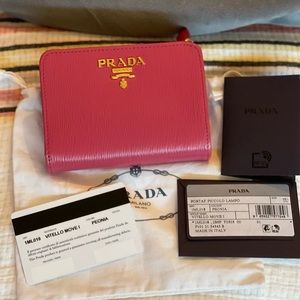 AUTHENTIC Prada Saffiano Small Bifold Wallet, Pink